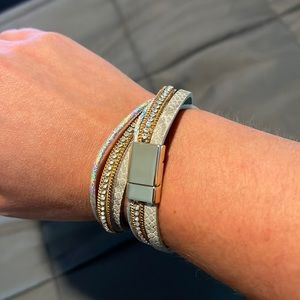 Grey bracelet with rhinestone and gem stone